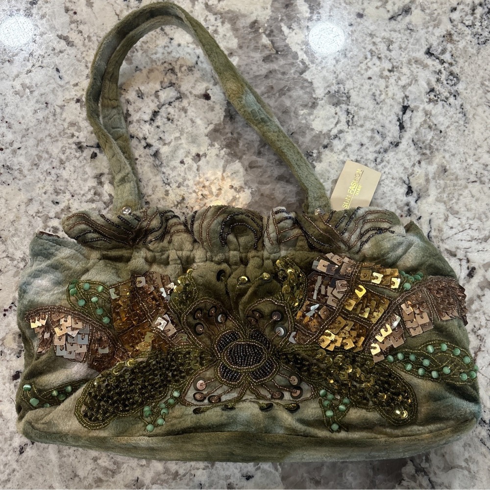 Sun Fashion Miami Floral Party Evening Beaded Sequin Handbag purse KISS Clasp
